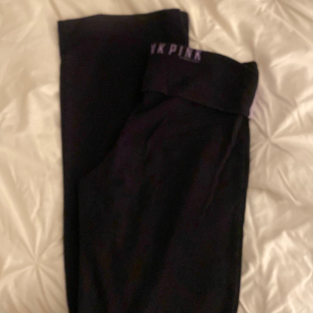 Pink yoga pants. Used still good condition